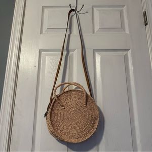 Round crossbody bag